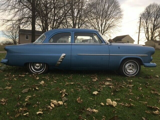 Ford Customline 1952 image number 22