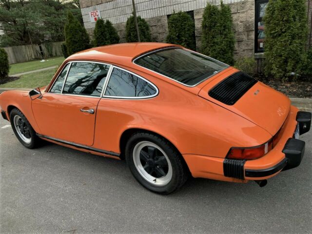 Porsche 911 1975 image number 5