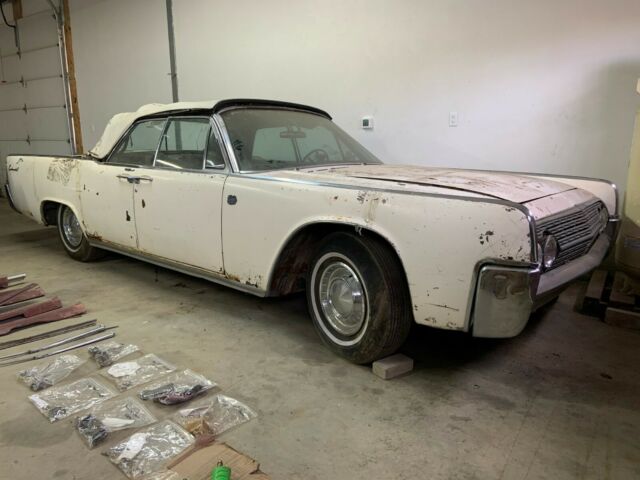 Lincoln Continental 1962 image number 0