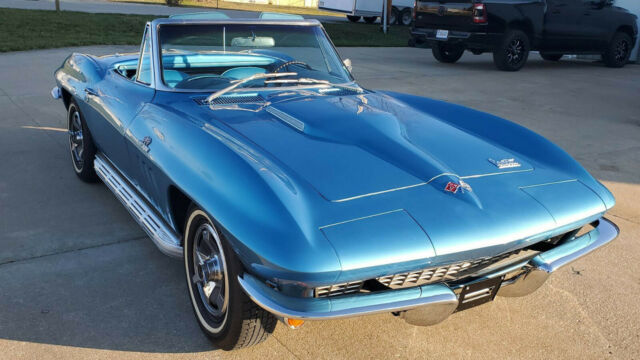 Chevrolet Corvette 1966 image number 25