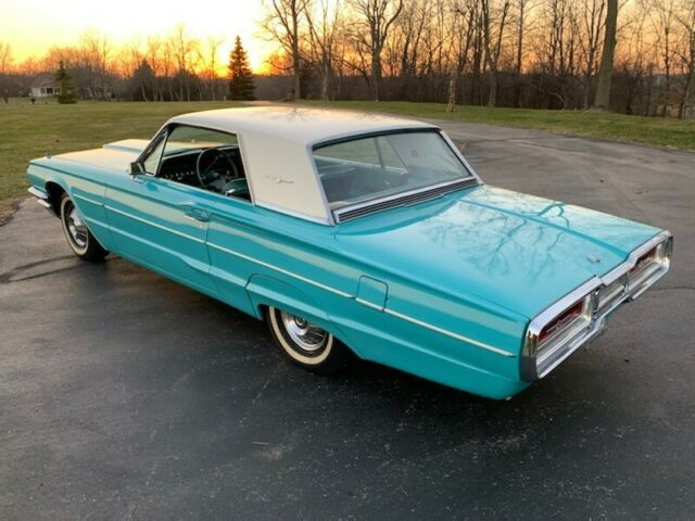 Ford Thunderbird 1964 image number 12