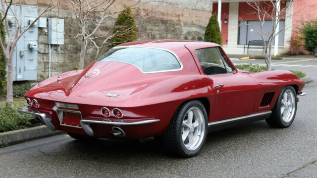 Chevrolet Corvette 1967 image number 28