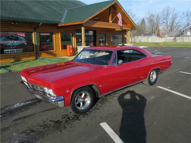 Chevrolet Impala 1965 image number 0