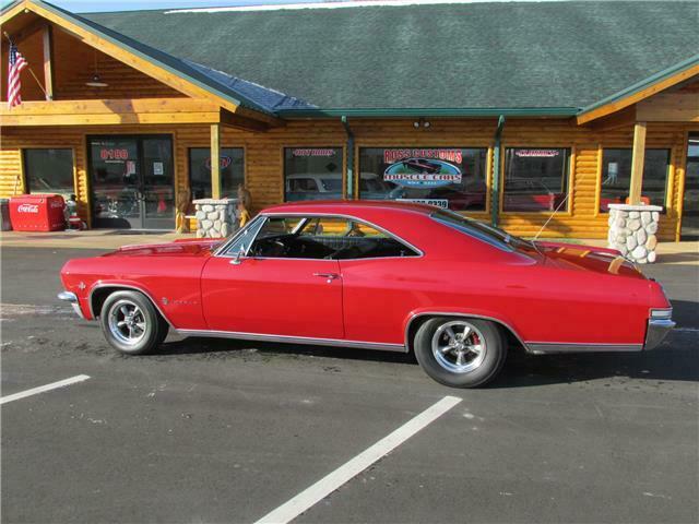 Chevrolet Impala 1965 image number 29