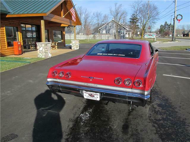 Chevrolet Impala 1965 image number 36