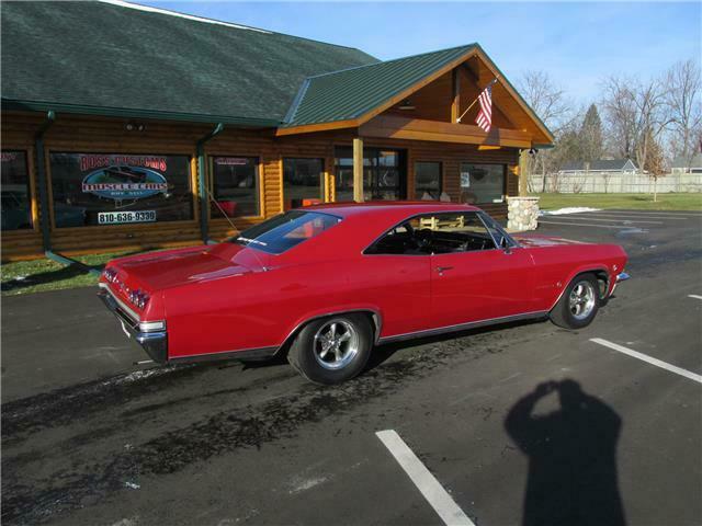 Chevrolet Impala 1965 image number 39