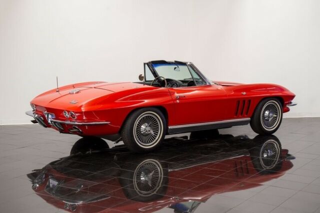 Chevrolet Corvette 1966 image number 29