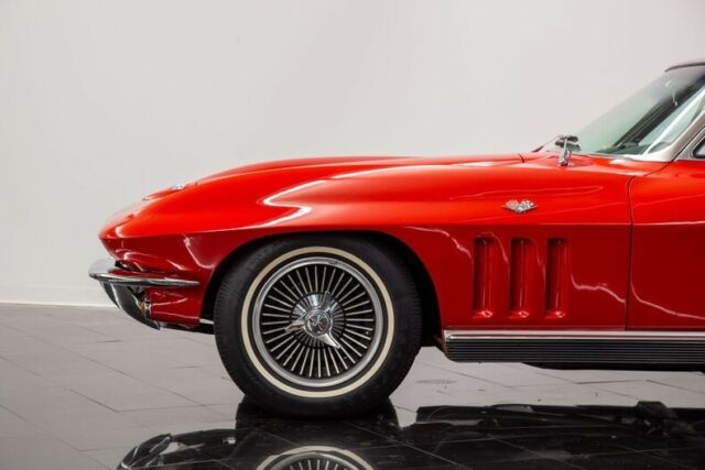 Chevrolet Corvette 1966 image number 36