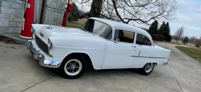 Chevrolet Bel Air/150/210 1955 image number 2