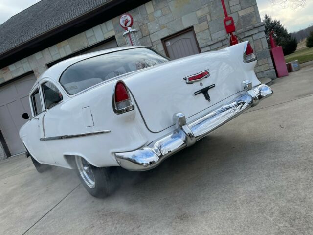 Chevrolet Bel Air/150/210 1955 image number 27