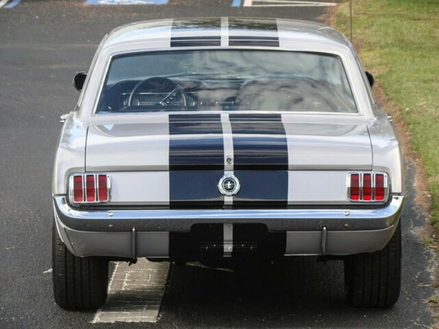 Ford Mustang 1965 image number 33