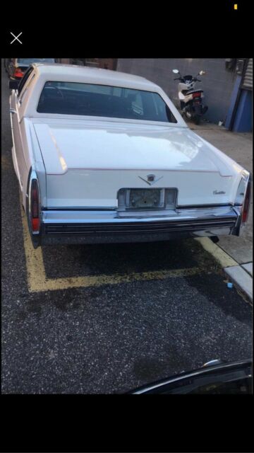 Cadillac DeVille 1978 image number 14