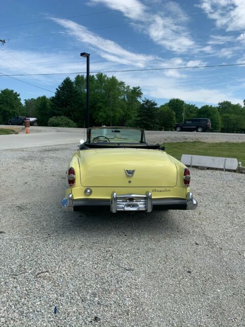 Chrysler 300 Series 1954 image number 9