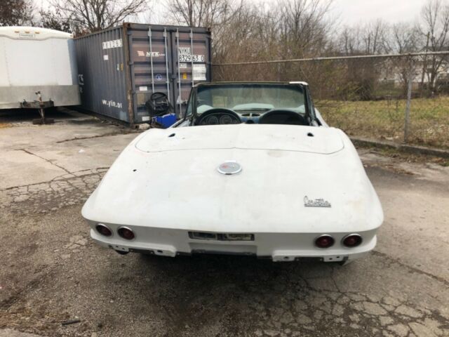 Chevrolet Corvette 1967 image number 3