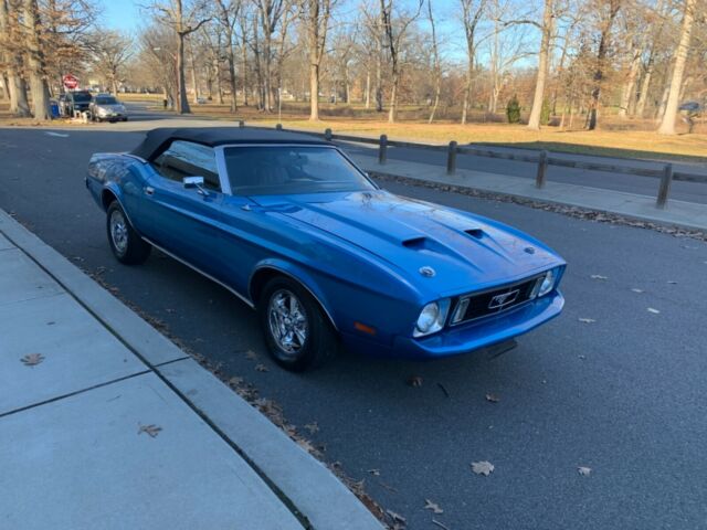 Ford Mustang 1973 image number 11