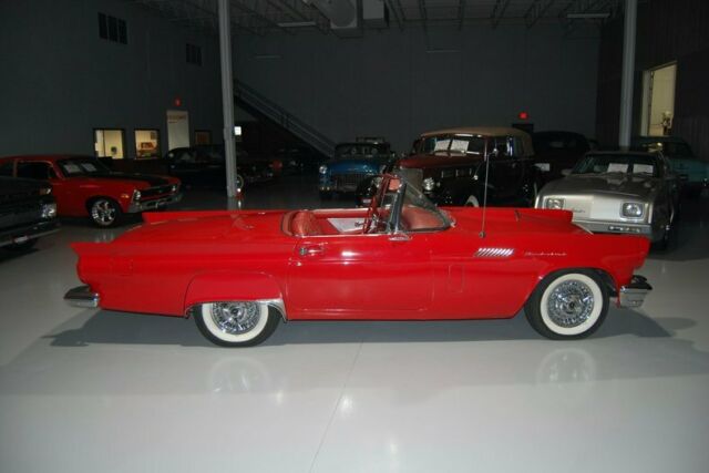 Ford Thunderbird Convertible 1957 image number 27