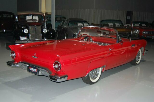 Ford Thunderbird Convertible 1957 image number 28