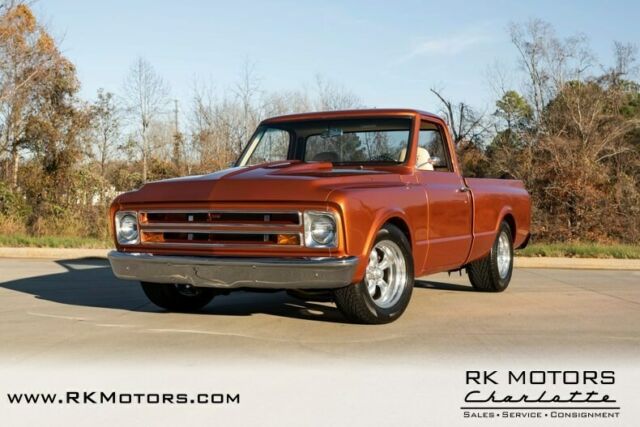 Chevrolet C-10 1967 image number 2