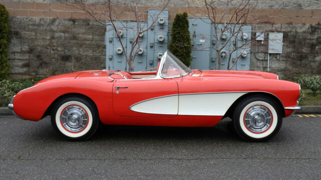 Chevrolet Corvette 1956 image number 0