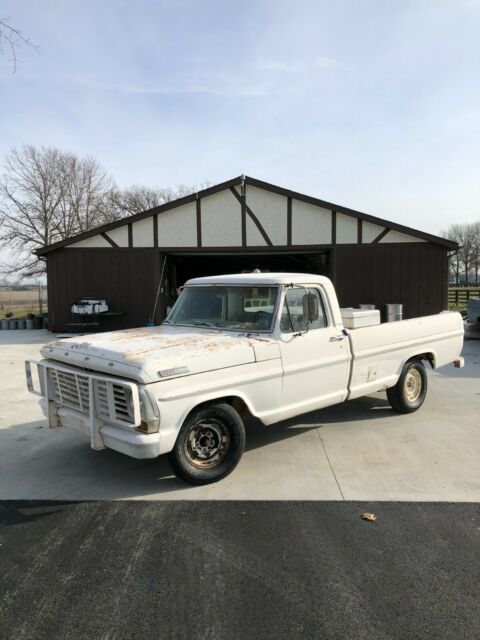 Ford F-100 1967 image number 0