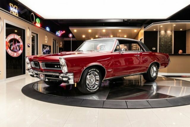 Pontiac GTO 1965 image number 0