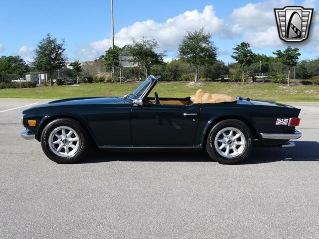 Triumph TR-6 1971 image number 15