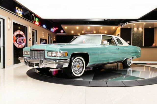 Cadillac Coupe Deville 1976 image number 0