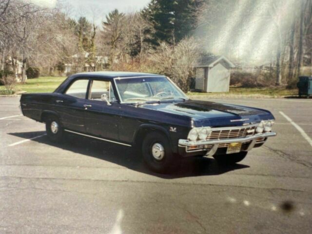 Chevrolet Biscayne 1965 image number 0