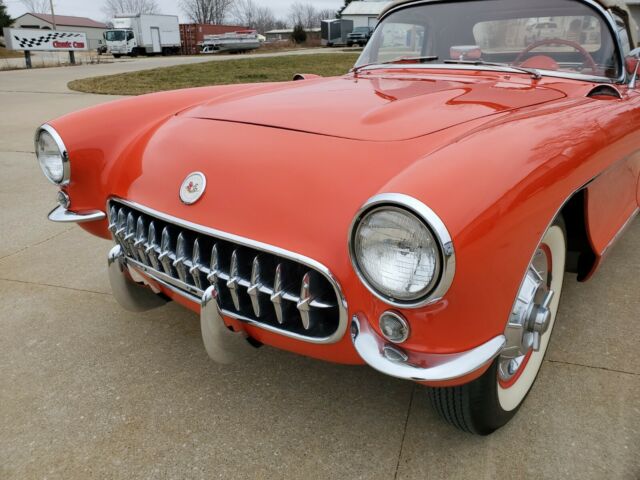 Chevrolet Corvette 1956 image number 1