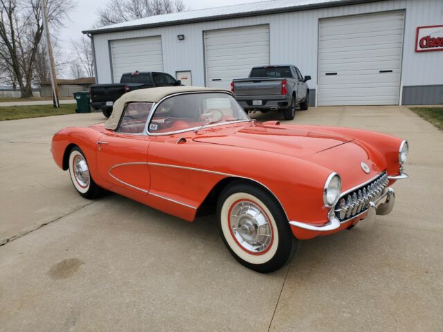 Chevrolet Corvette 1956 image number 27