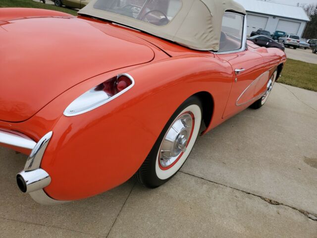 Chevrolet Corvette 1956 image number 29