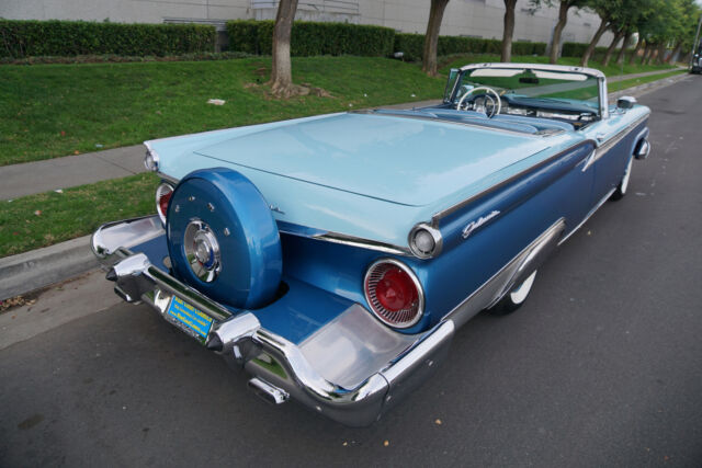 Ford Fairlane 500 Galaxie Skyliner Retractable 1959 image number 15