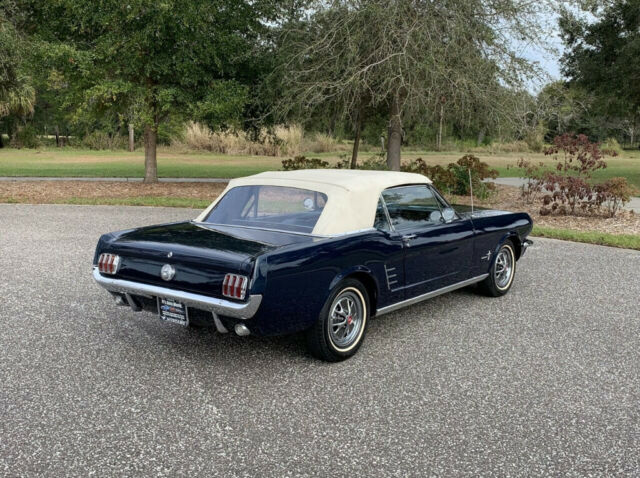 Ford Mustang 1966 image number 9