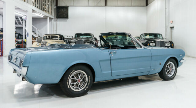 Ford Mustang 1965 image number 24