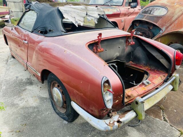 Volkswagen Karmann Ghia 1973 image number 32