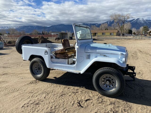 Toyota Land Cruiser FJ40 1966 image number 0