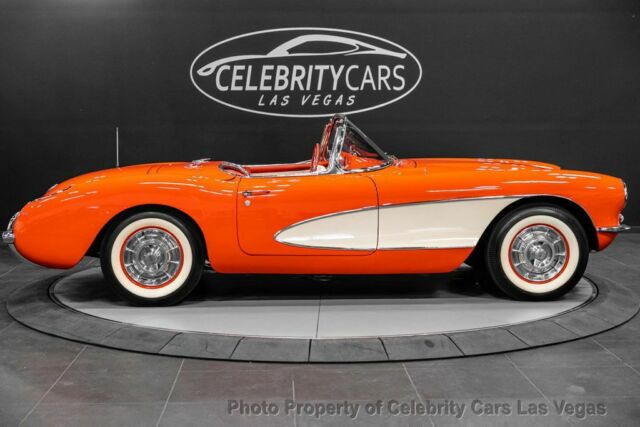 Chevrolet Corvette 1956 image number 18