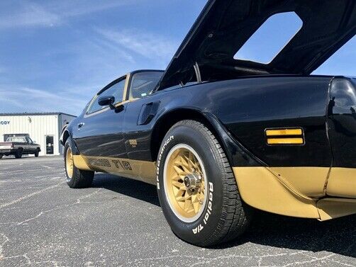 Pontiac Trans Am 1978 image number 20