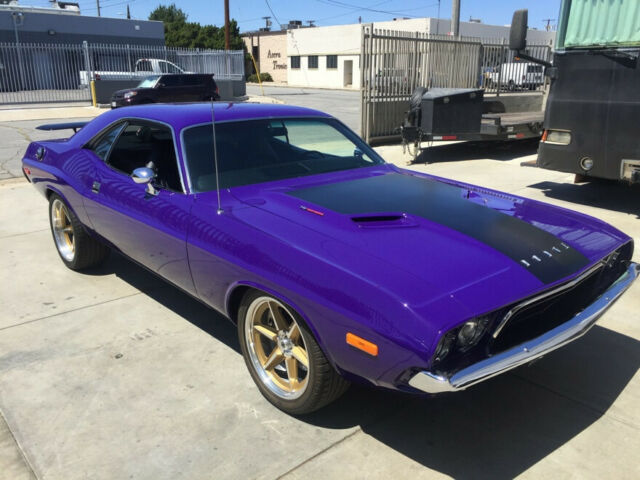 Dodge Challenger 1973 image number 0