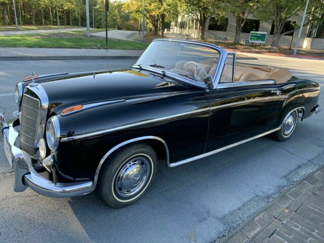 Mercedes-Benz 220 S 1957 image number 26