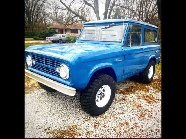 Ford Bronco 1977 image number 0