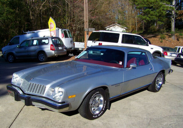 Chevrolet Camaro 1977 image number 24