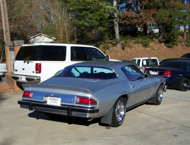 Chevrolet Camaro 1977 image number 27