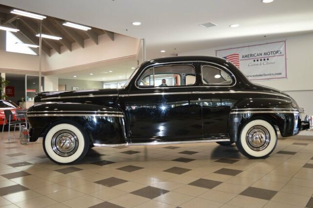 Mercury Eight Coupe 1947 image number 2