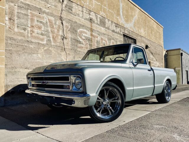 Chevrolet C-10 1968 image number 0