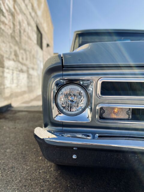 Chevrolet C-10 1968 image number 10