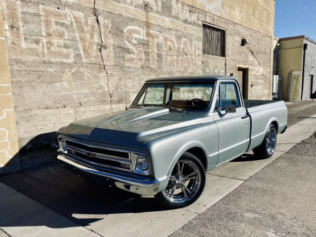 Chevrolet C-10 1968 image number 21