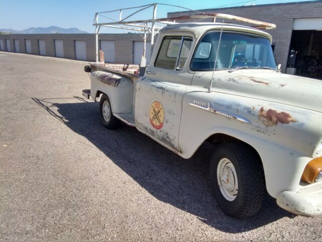 Chevrolet Apache 1958 image number 26