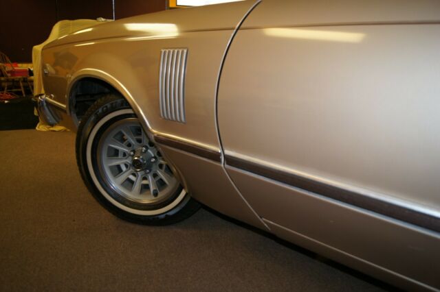 Ford Thunderbird 1978 image number 28