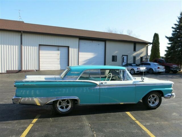 Ford Galaxie, 332ci Auto, P/S 1959 image number 37